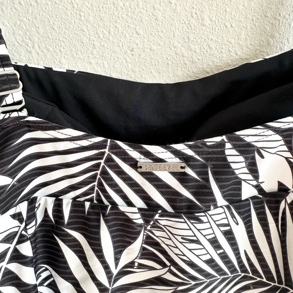 NEW Sea Level Swim Dress Size 4 - Picture 7 of 9